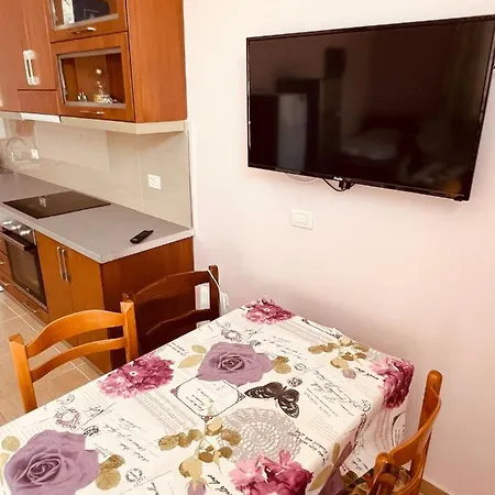 Sana Apartment Sarande Exterior photo